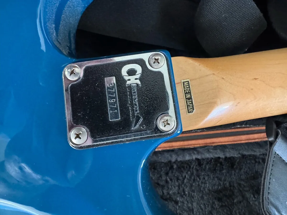 Guitar - Image 3