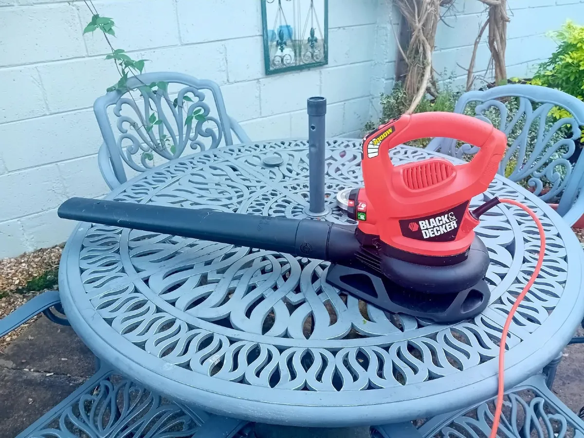 Black & Decker 3000w Leaf Blower / Vacuum - Image 3