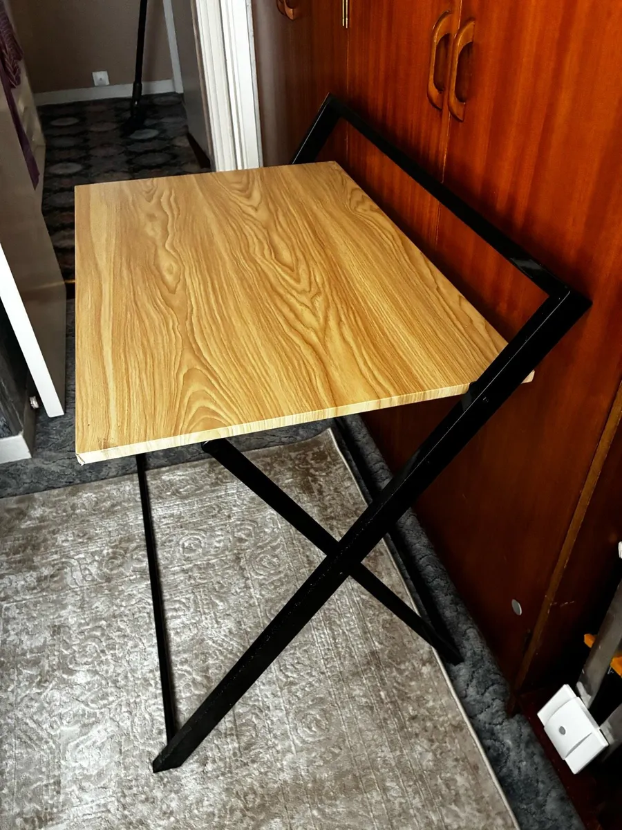 Fold Up Desk - Image 1