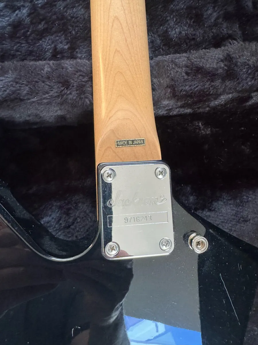 Guitar - Image 2