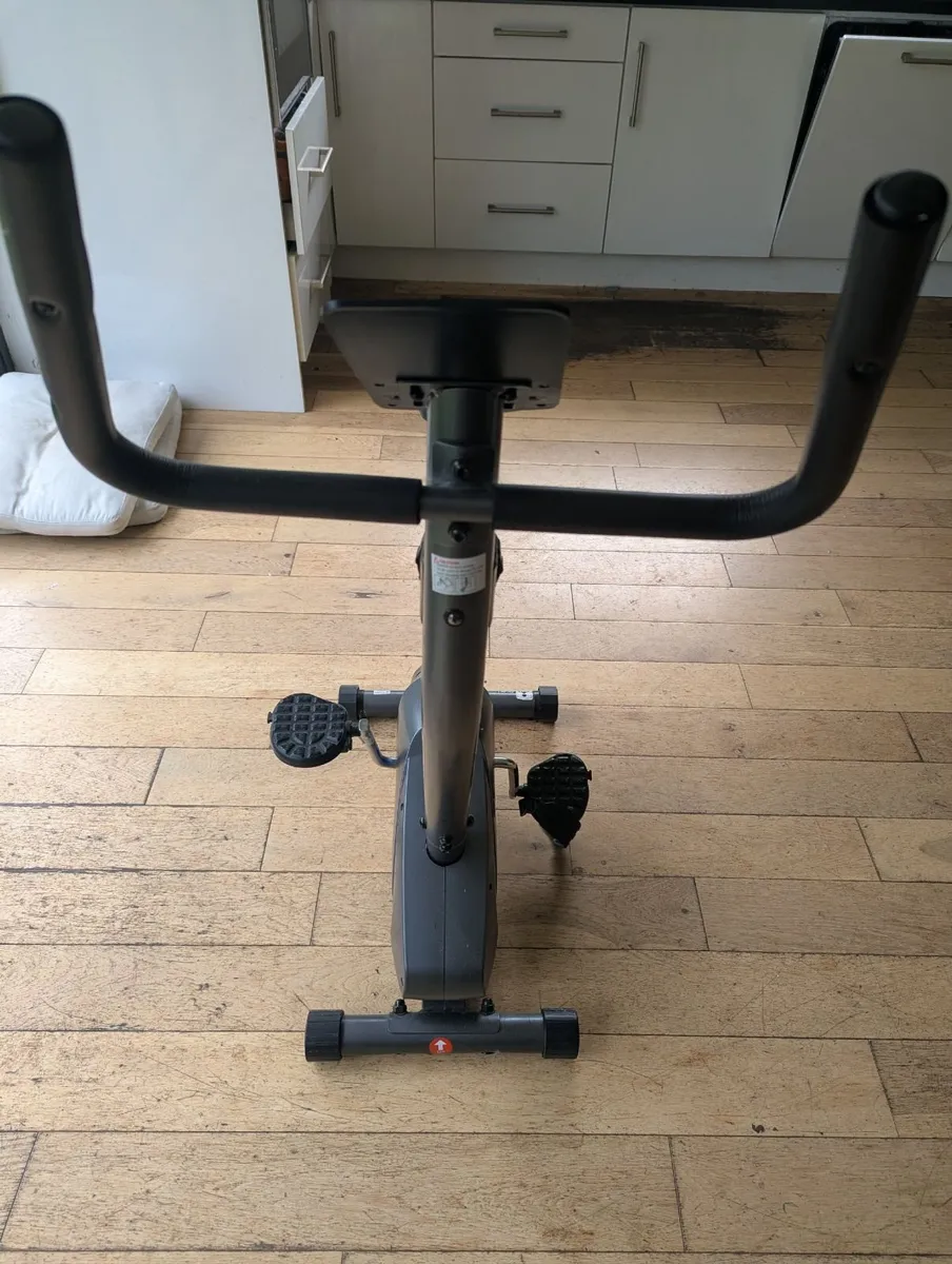 Verdict Elite 1000 magnetic exercise bike - Image 3