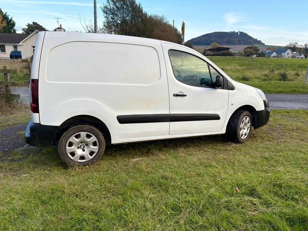 151 PEUGEOT PARTNER NEW DOE 10/27 TAX 11/26 - Image 2