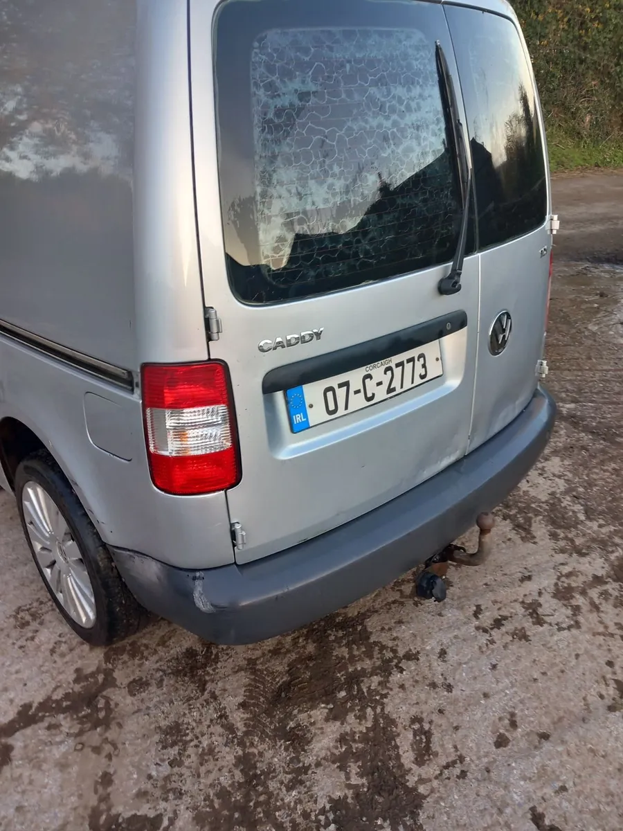 Volkswagen Caddy 2007 - Image 3