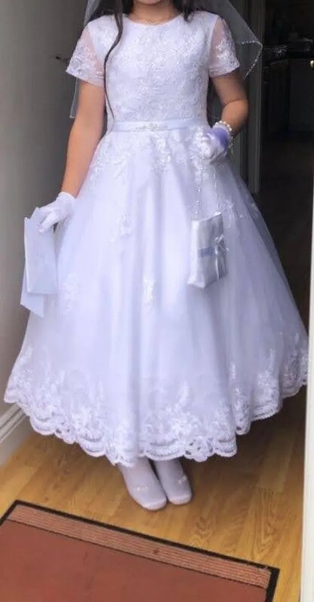 Girls white communion dress - Image 1