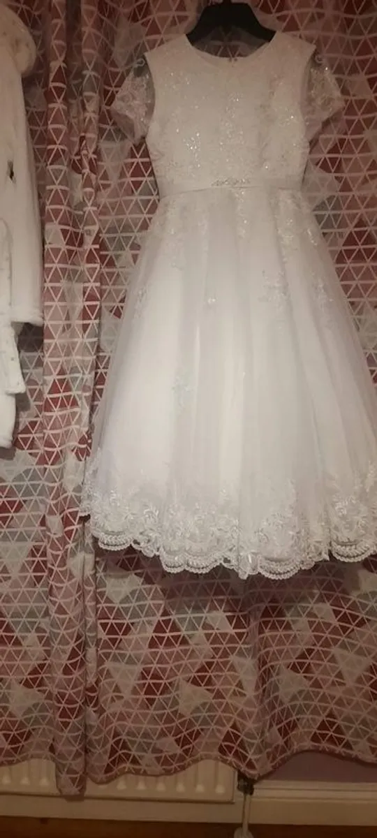 Girls white communion dress - Image 3