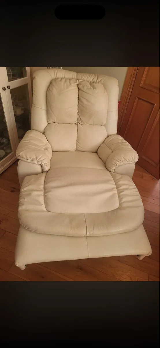 Electric recliner armchair - Image 2