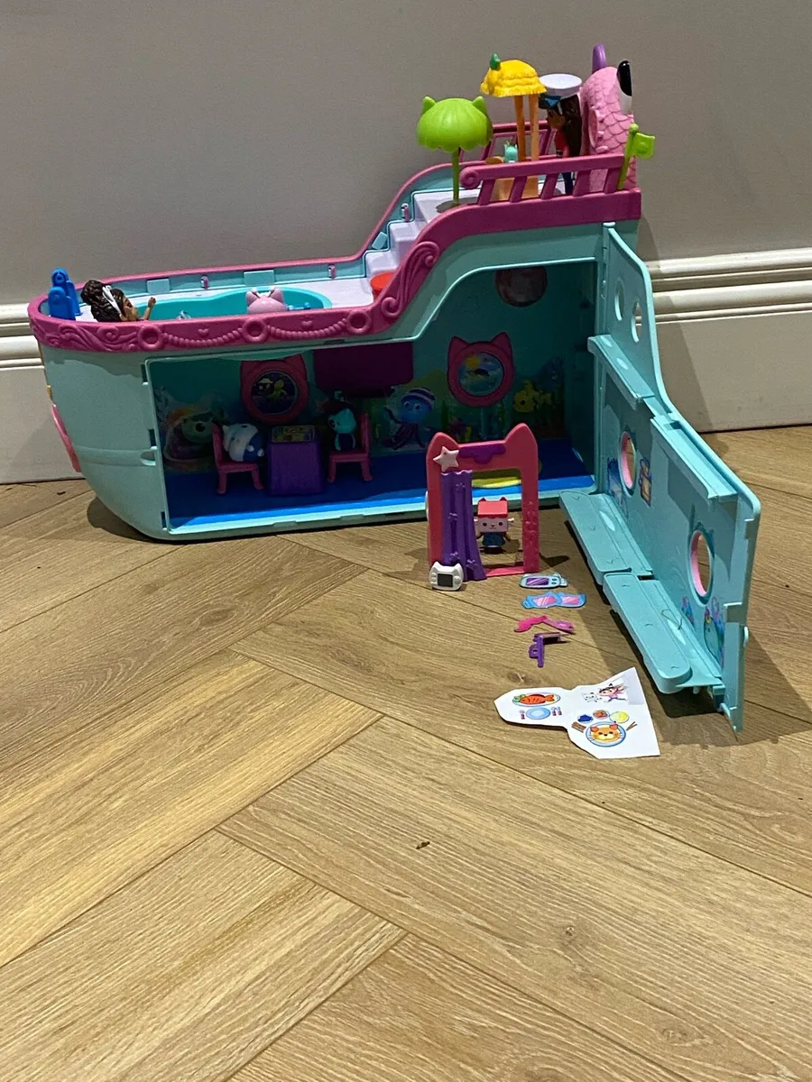 Gaby’s dollhouse Cat Friend Ship, Cruise Ship - Image 1