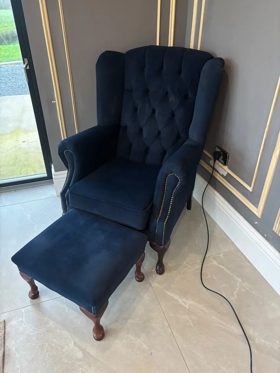 Queen Anne armchair - Image 3