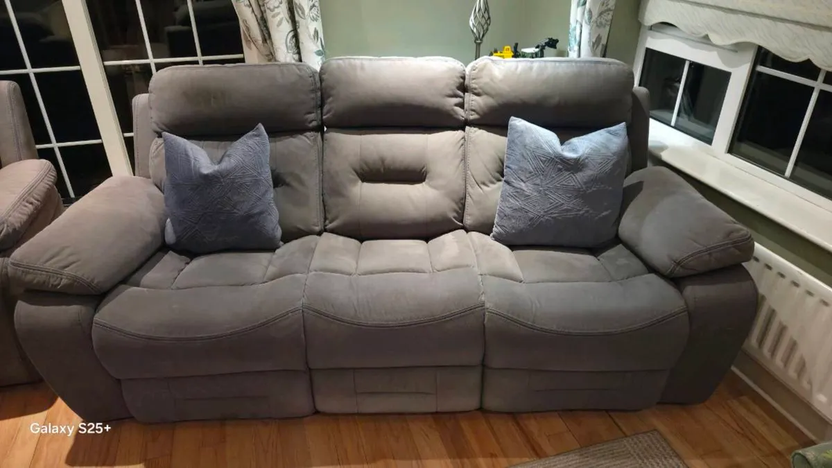 Sofa set 3+1+1 - Image 1