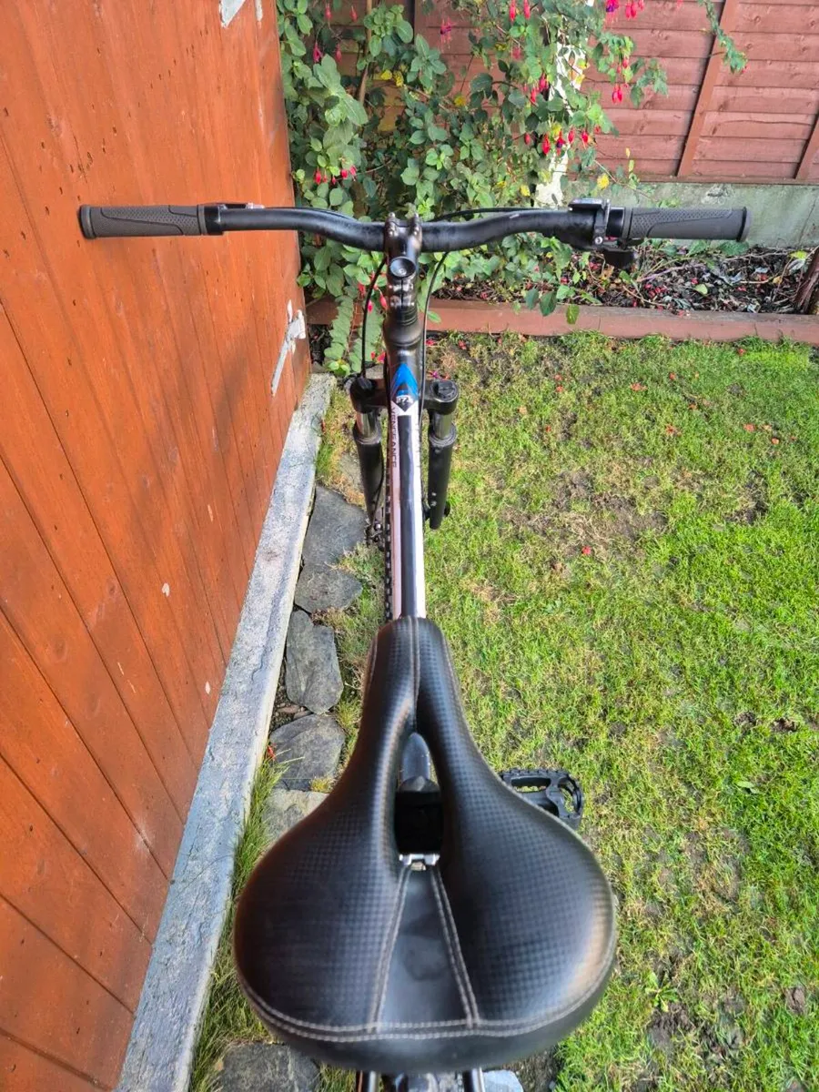 Carrera bicycle 27.5 - Image 3