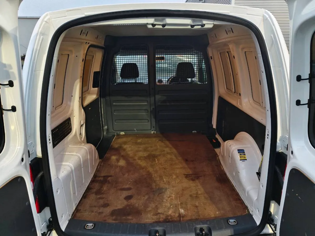 Volkswagen Caddy - Image 4
