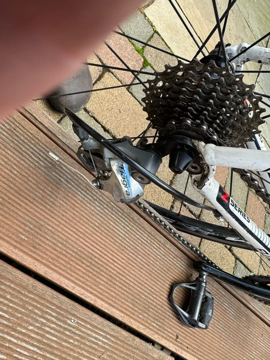 Felt Z95 Road Bike - Image 4