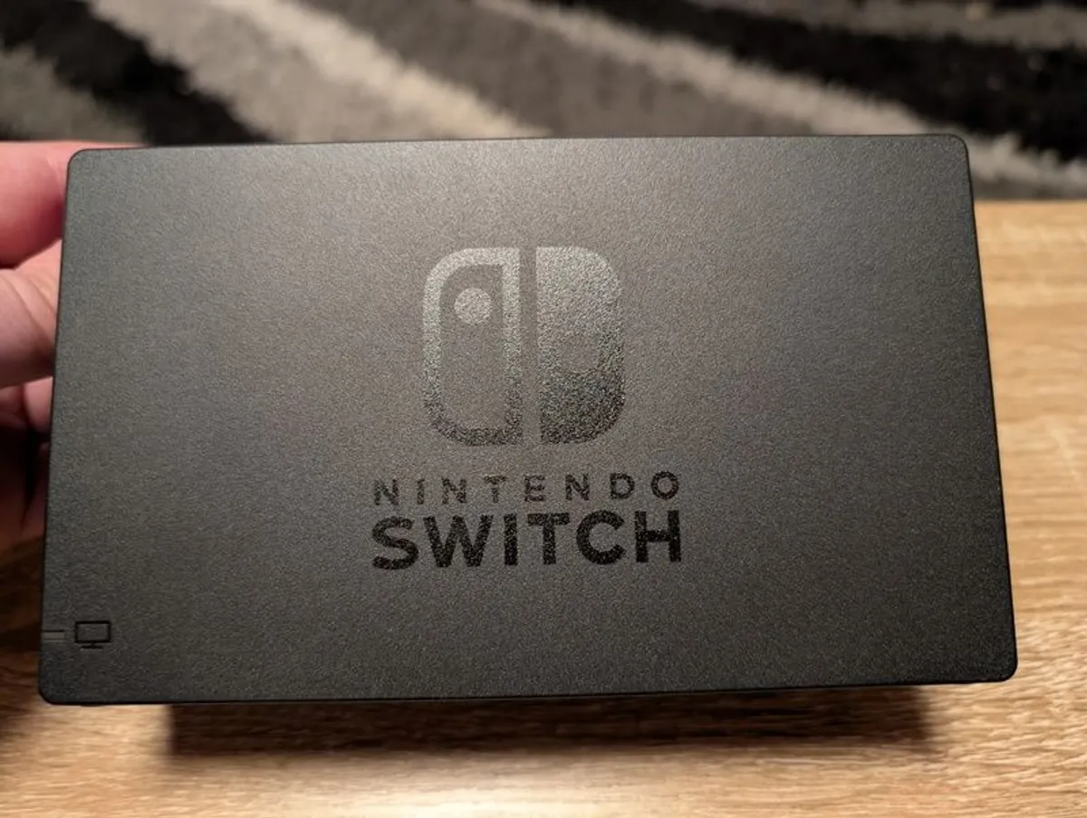Nintendo Switch + Accessories - Image 3