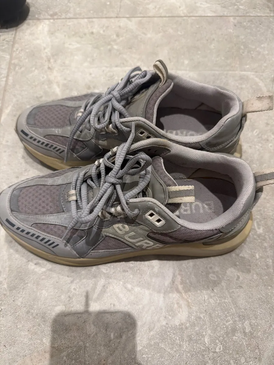 Shoes - Image 3
