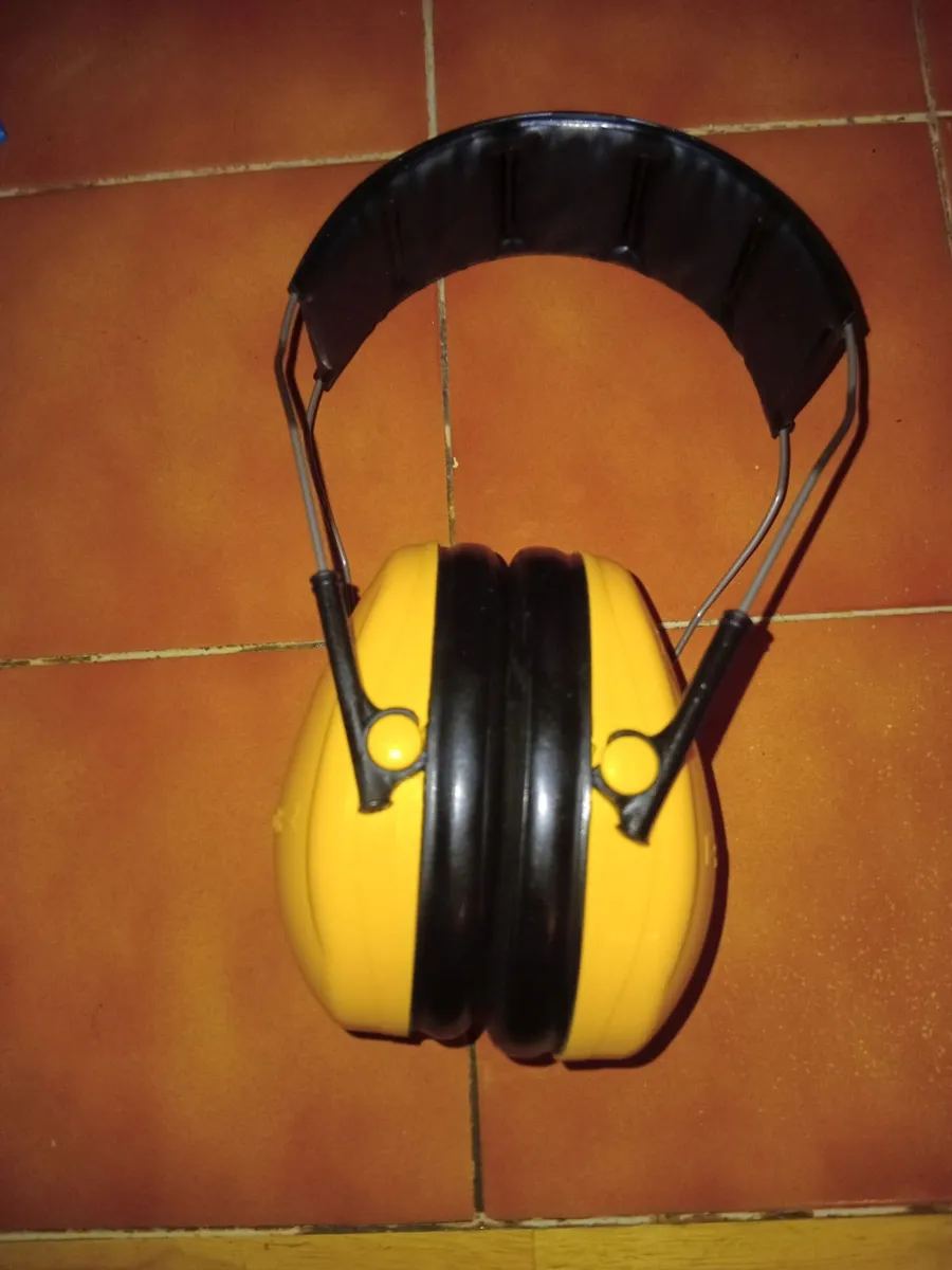 EARMUFFS - Image 3