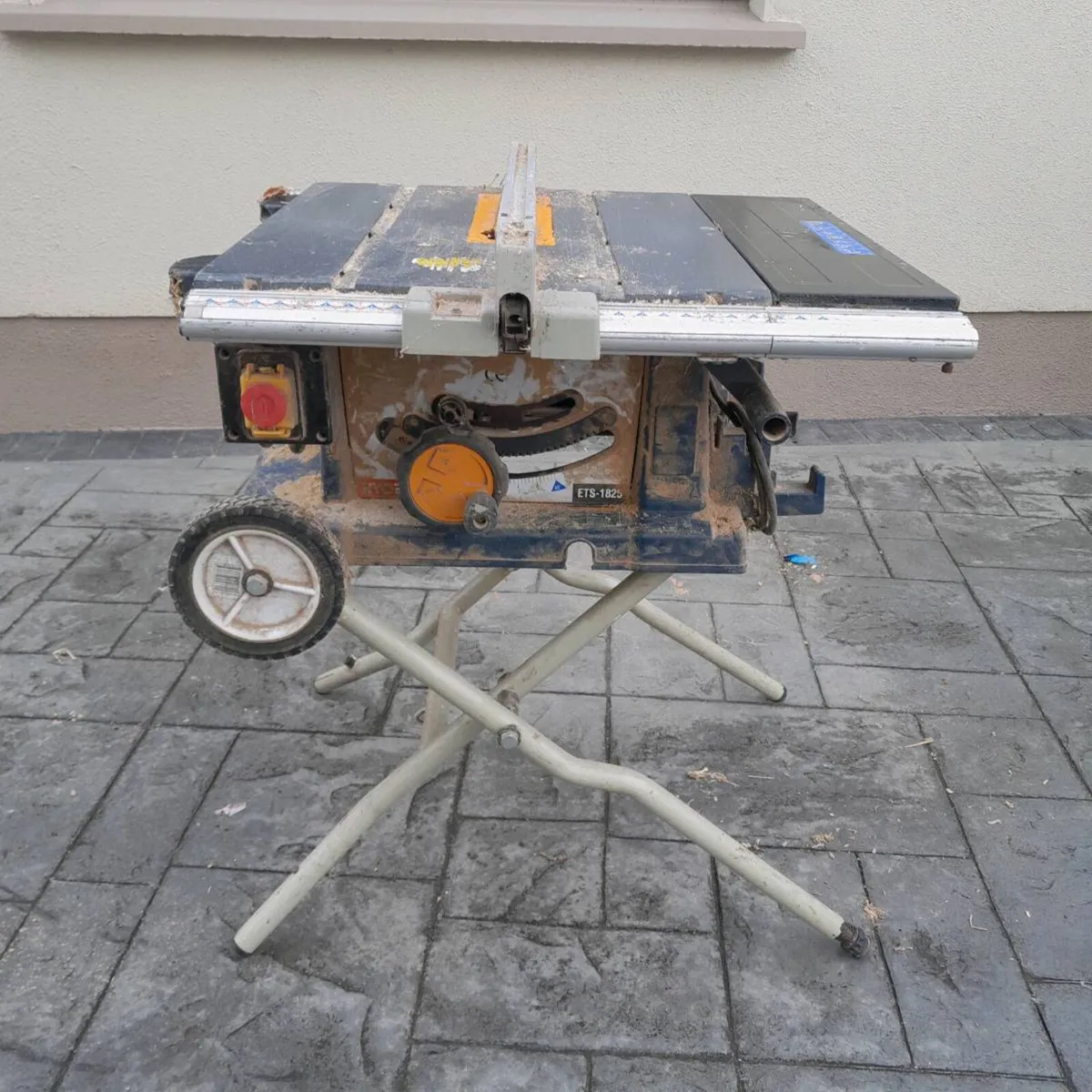 Table saw