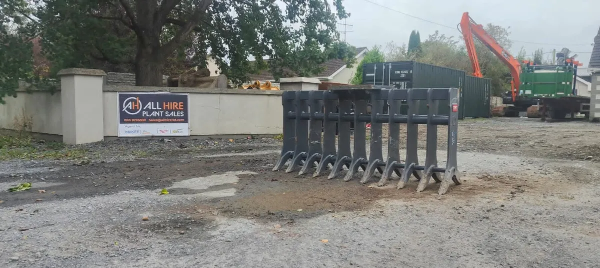 Root rake to suit 13 ton excavator - Image 1
