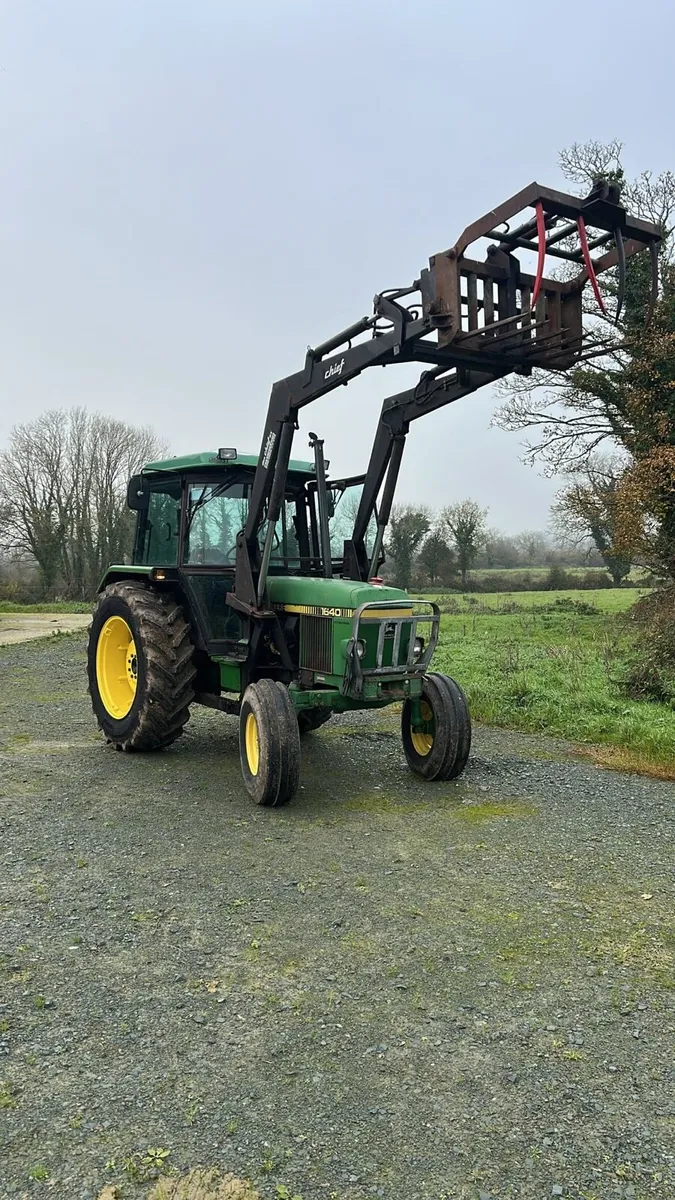 John Deere 1640 - Image 1