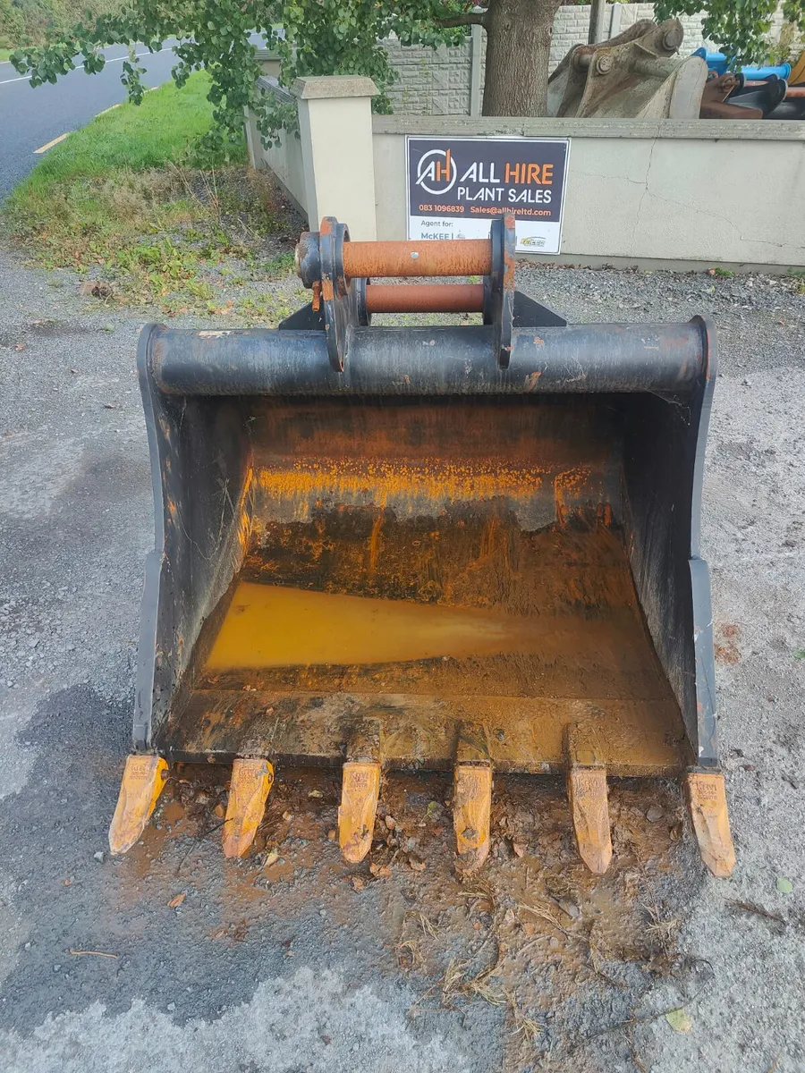60" digging bucket 80mm pins - Image 1