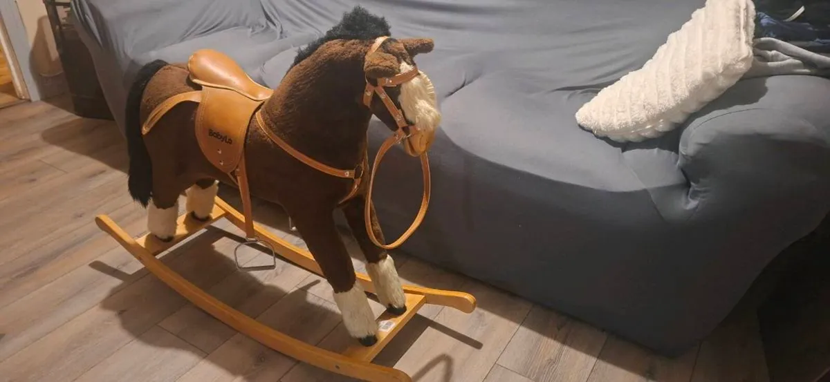 Lovely Vintage Rocking Horse - never used - Image 4