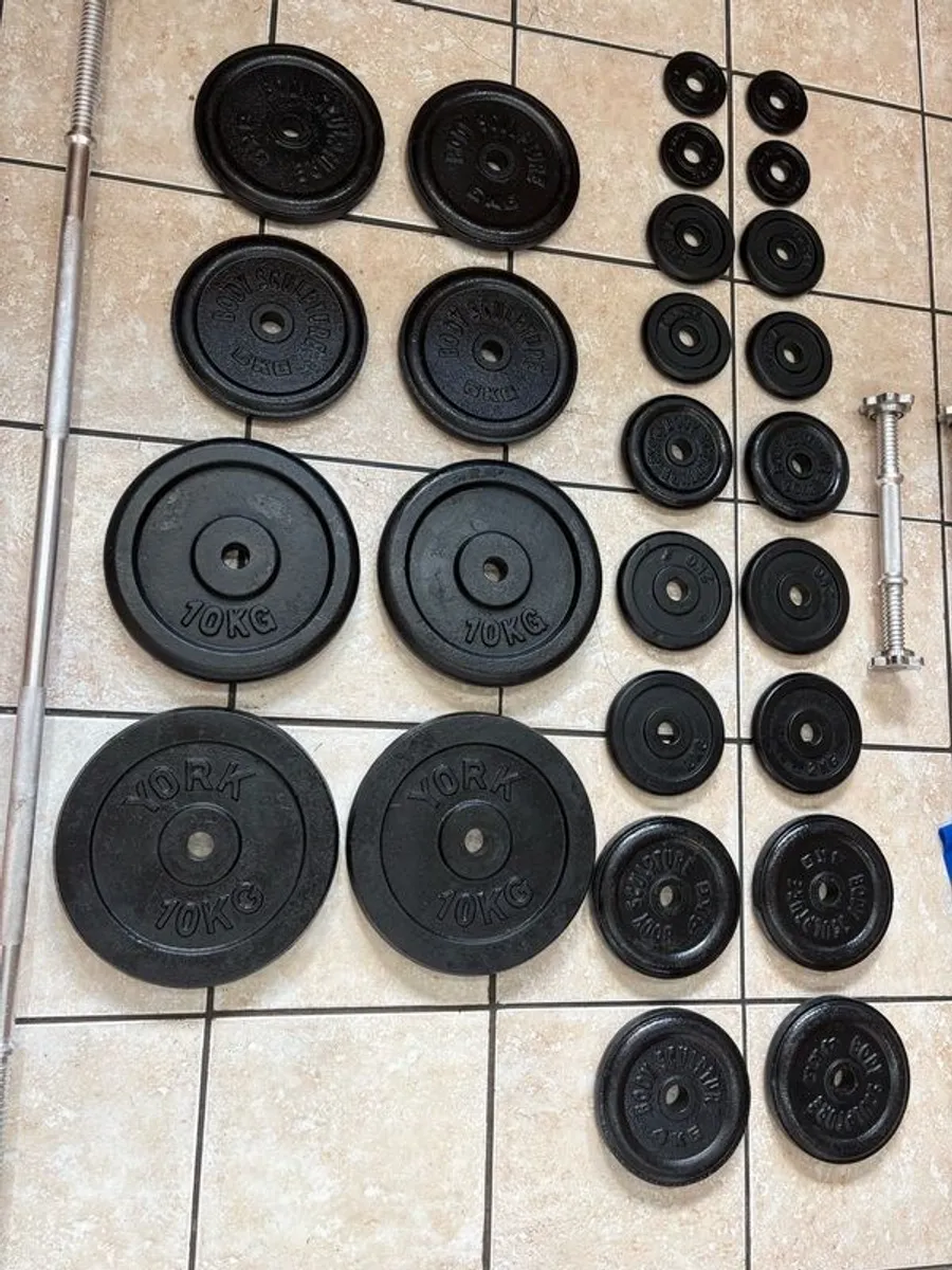 Massive Gym All Metal Weights And Bar Set!! - Image 2