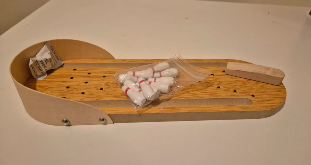 Desktop Bowling Mini Tabletop Game - Image 2