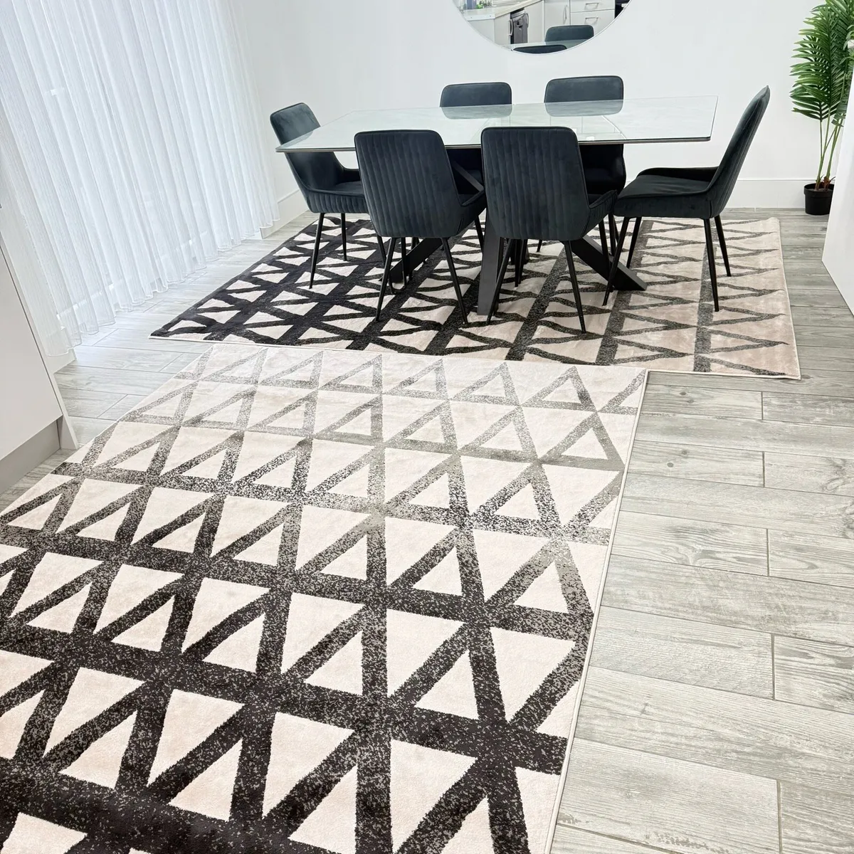 Tow Winter Rug is a very good connection like new - Image 3