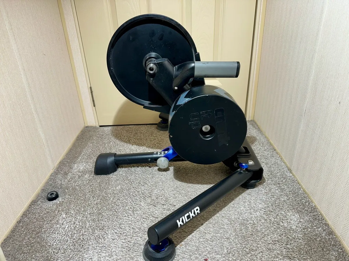 Wahoo Kickr V5 Turbo Trainer - Image 2