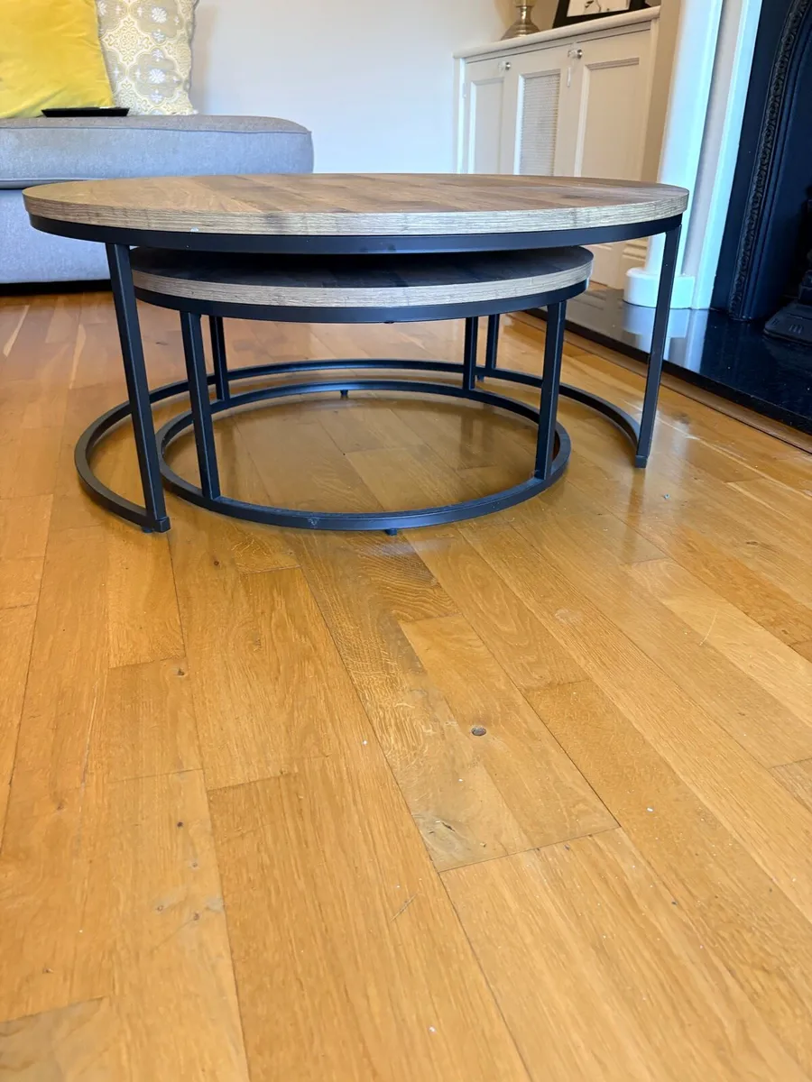 Sitting Room Coffee Table Set - Image 2