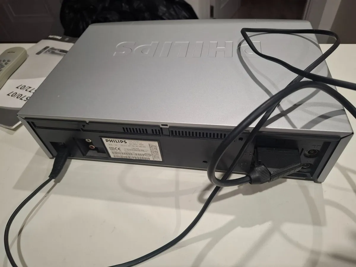 Philips VCR Player - Image 3