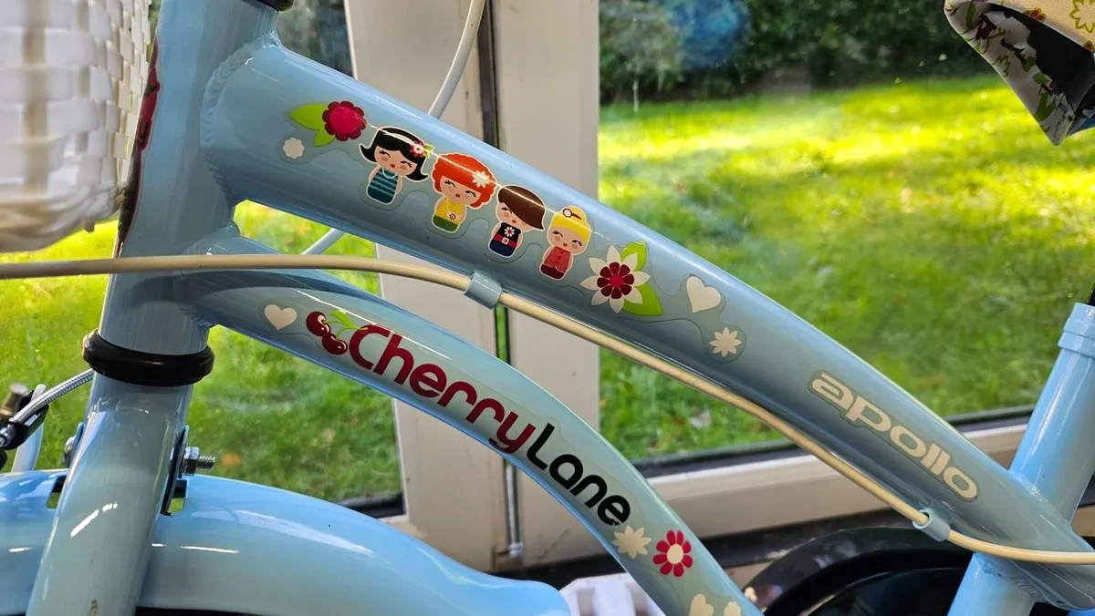Kids bicycle - Image 3