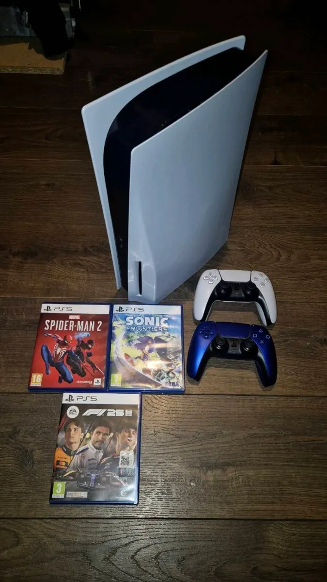 PS5 Disc version + Brand New Controller and games