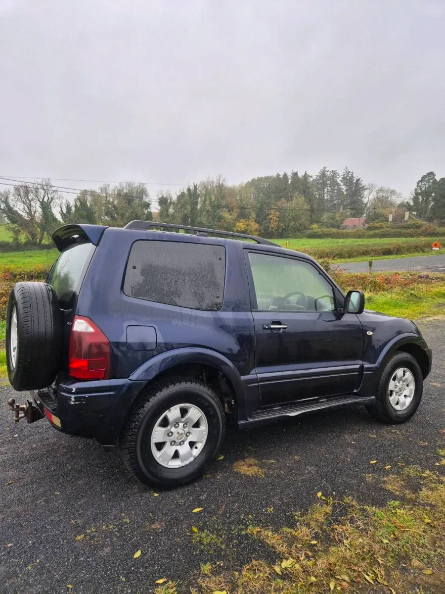 Mitsubishi pajero 3.2 - Image 2