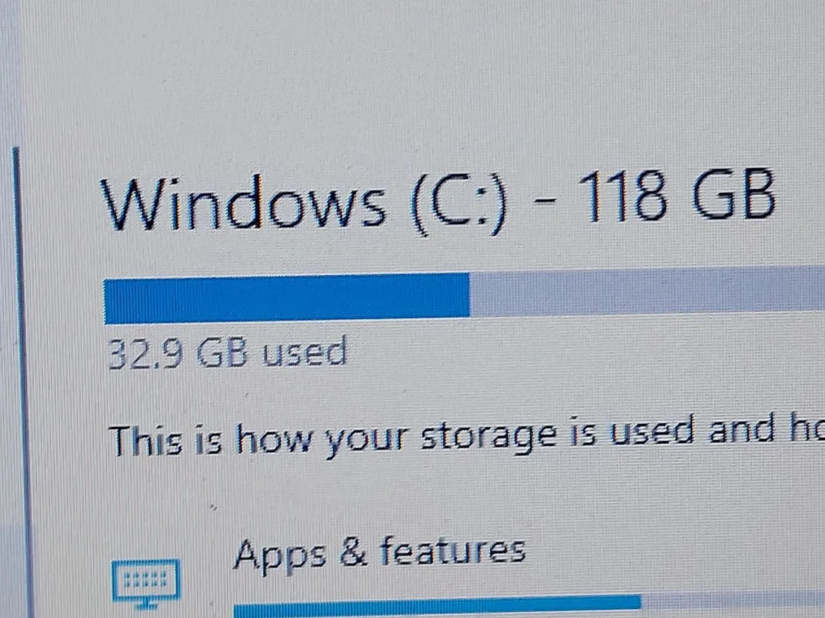 HP TPN-W125 Laptop, 8GB Ram, 118GB SSD, Win 10 - Image 3