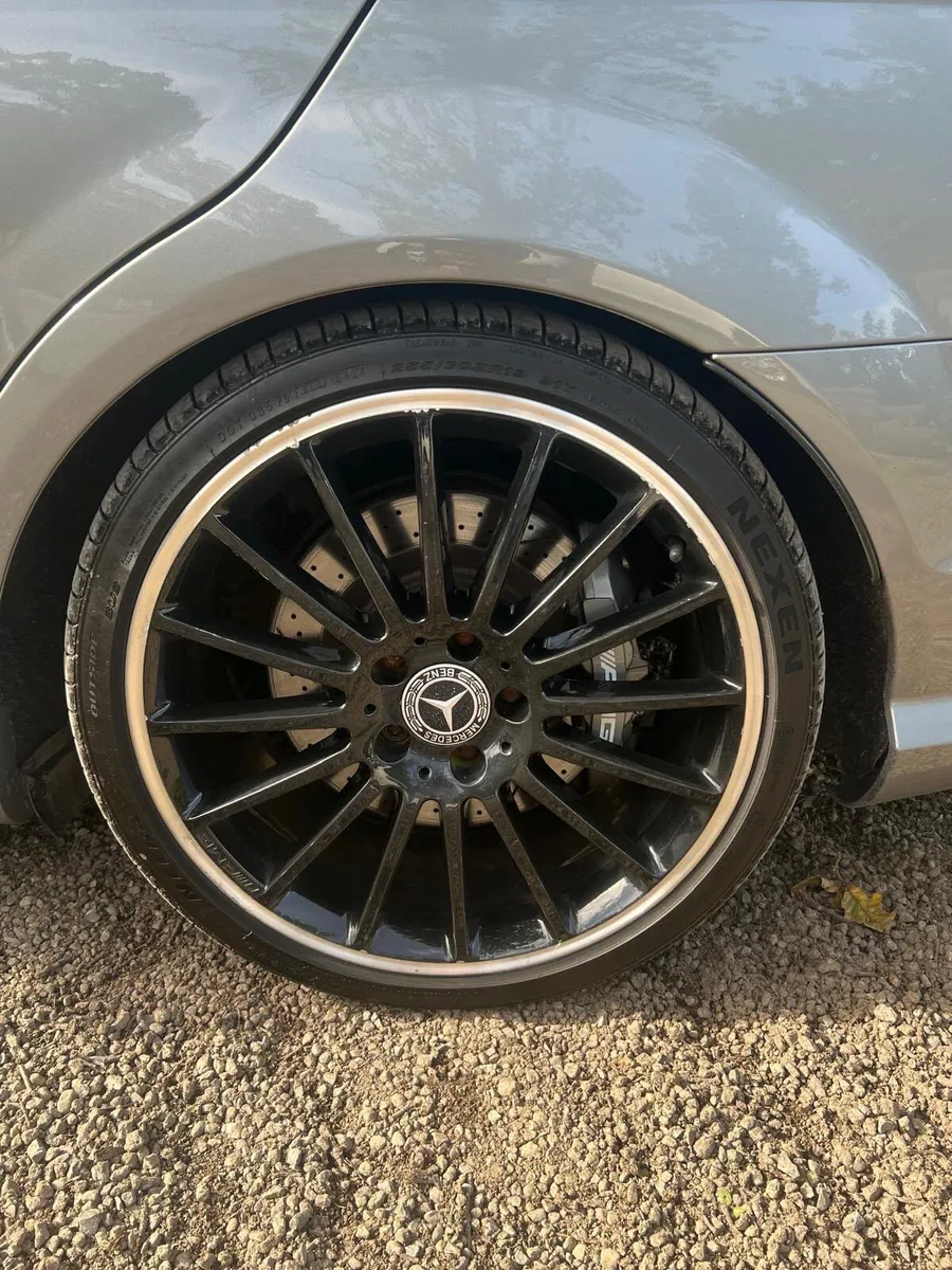 Mercedes C63 AMG - Image 3