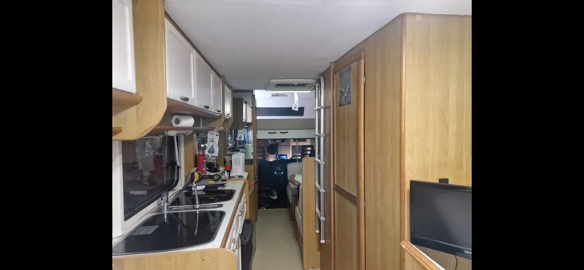 Campervan motorhome RV - Image 4