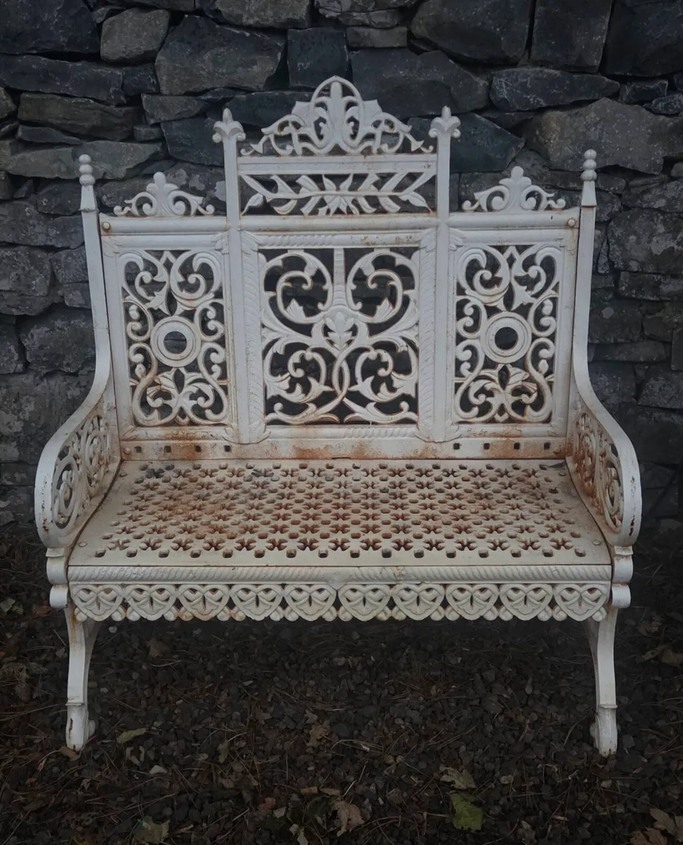 Garden   bench  solid   cast   iron  very very hea - Image 2