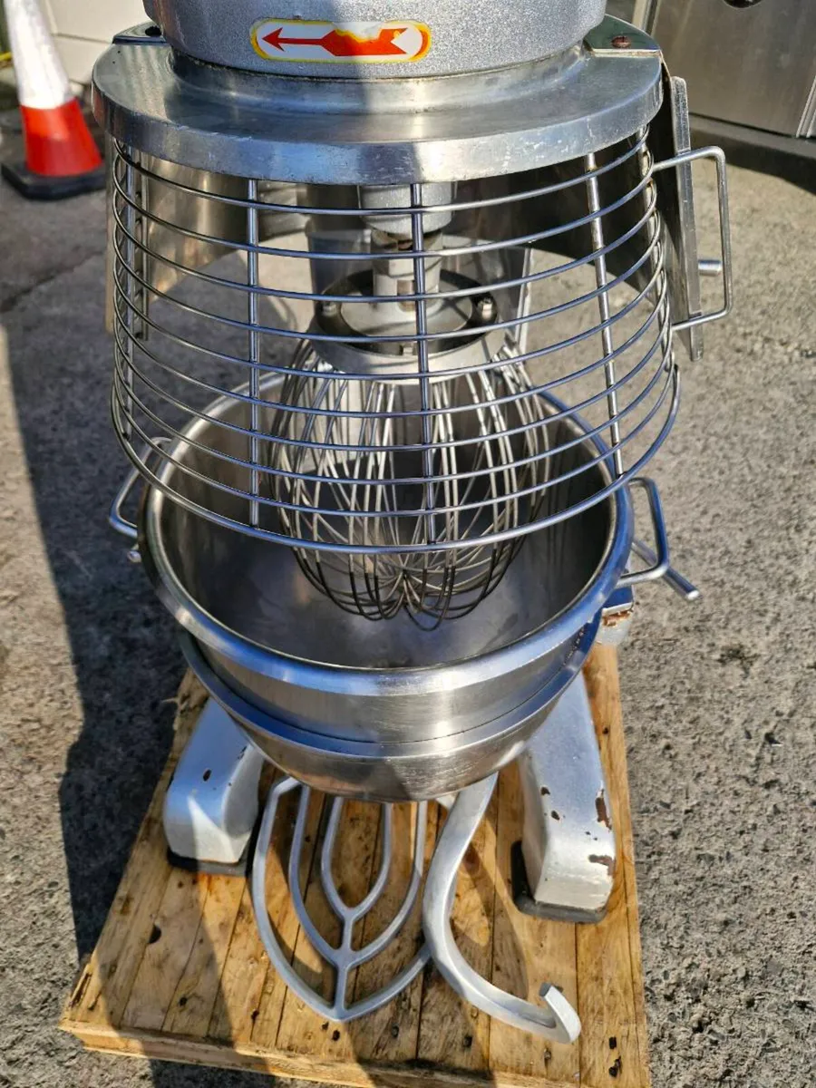 Metcalfe 30 Litre Planetary Mixer - Image 3
