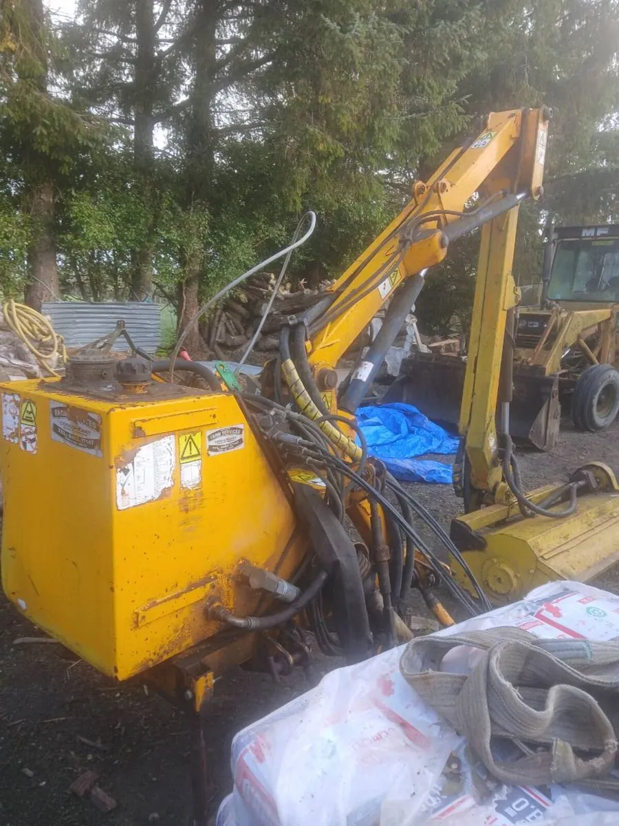 Bomford B49 power plus hedgecutter - Image 1