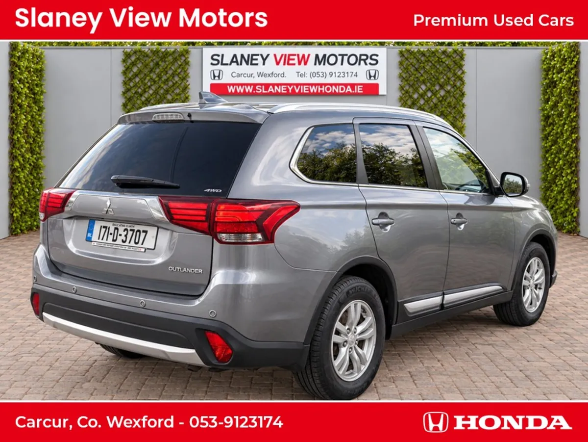 Mitsubishi Outlander OUTL 4WD 6MT N1 17MY 4DR - Image 1