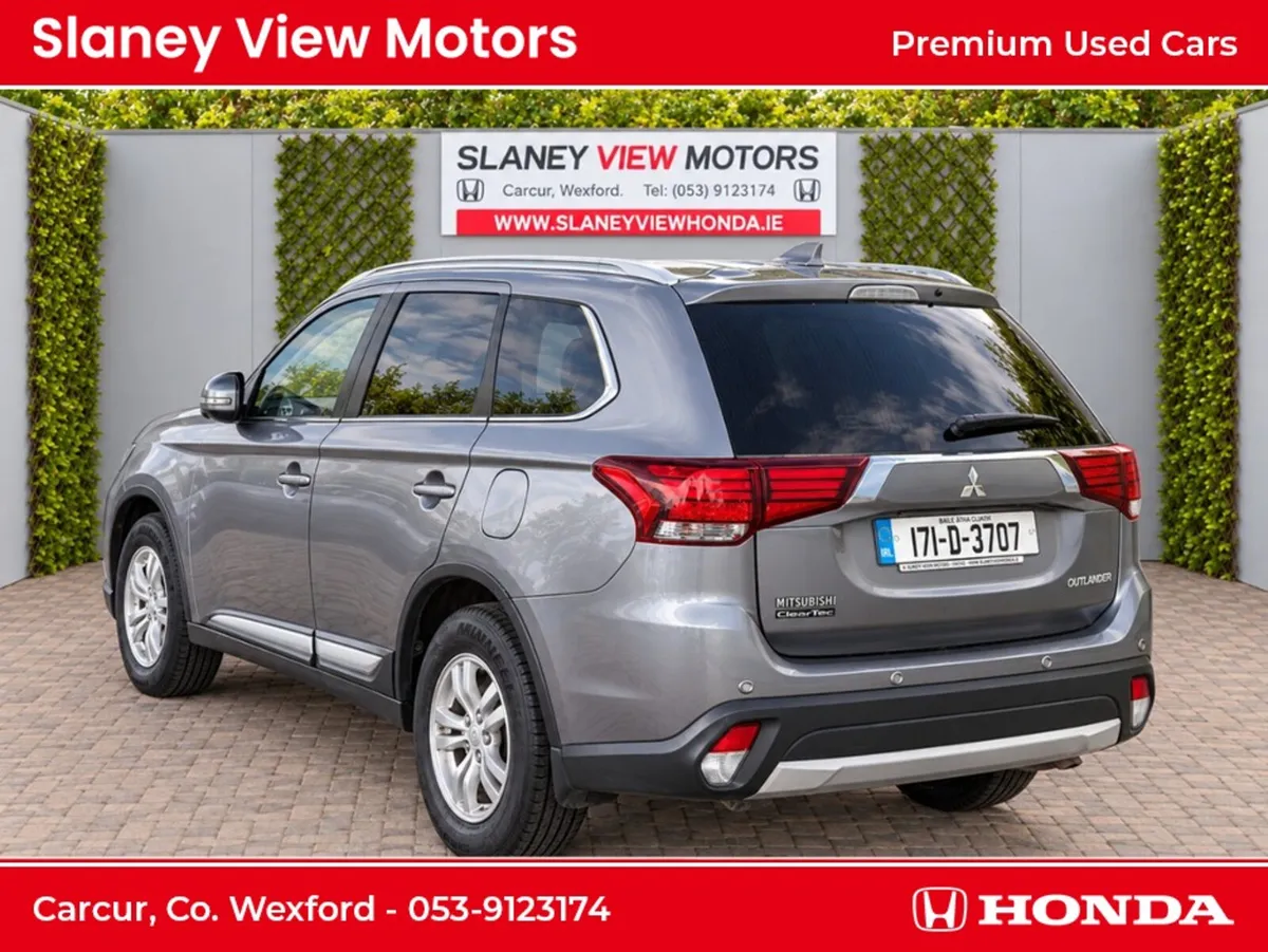 Mitsubishi Outlander OUTL 4WD 6MT N1 17MY 4DR - Image 3