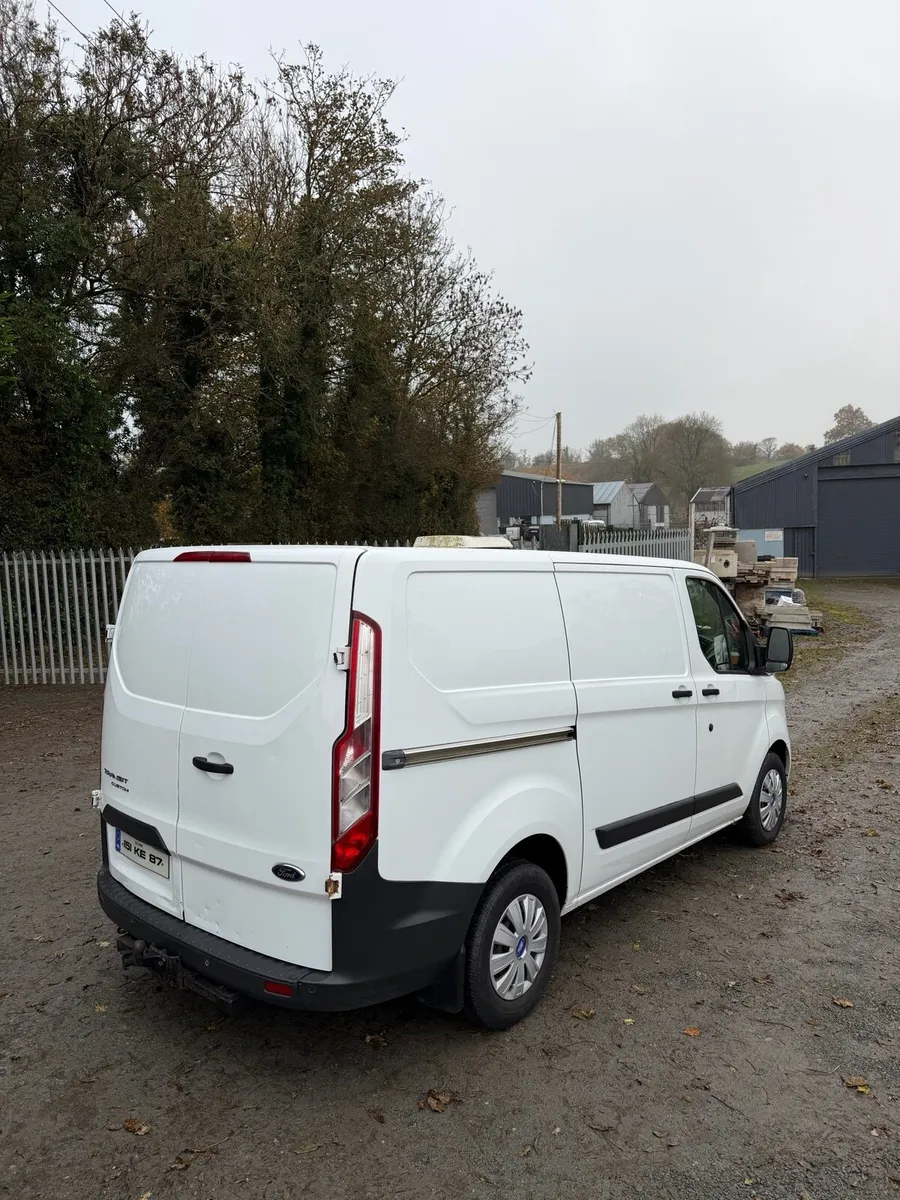 Ford Transit Custom Trend 155bhp - Image 4
