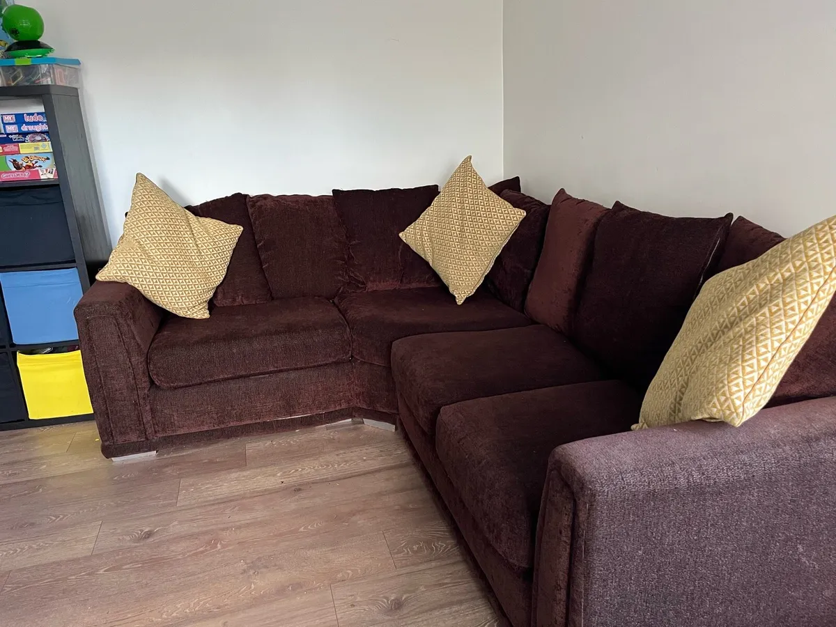 L-shaped Couch - Image 2