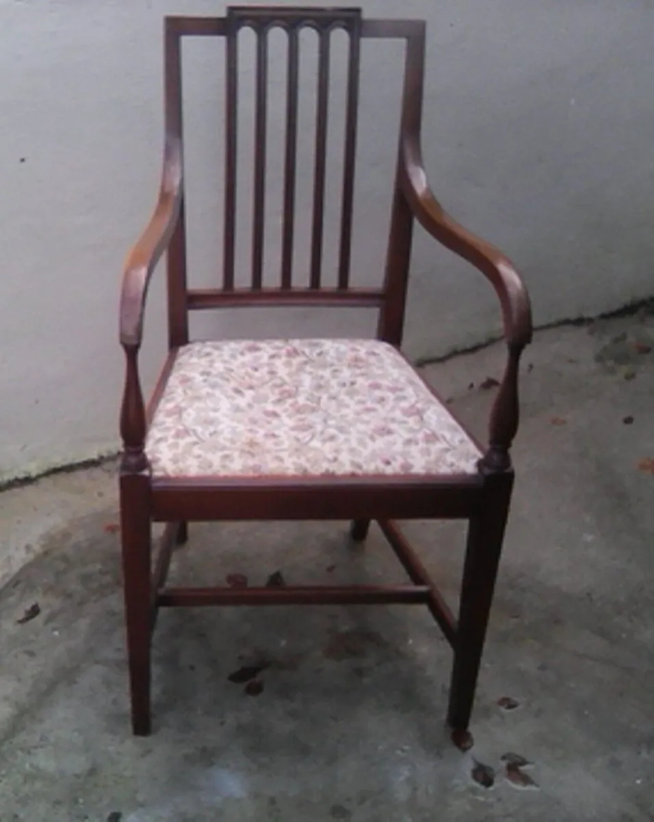 Traditional Wooden Carver Armchair – £60 ono - Image 1