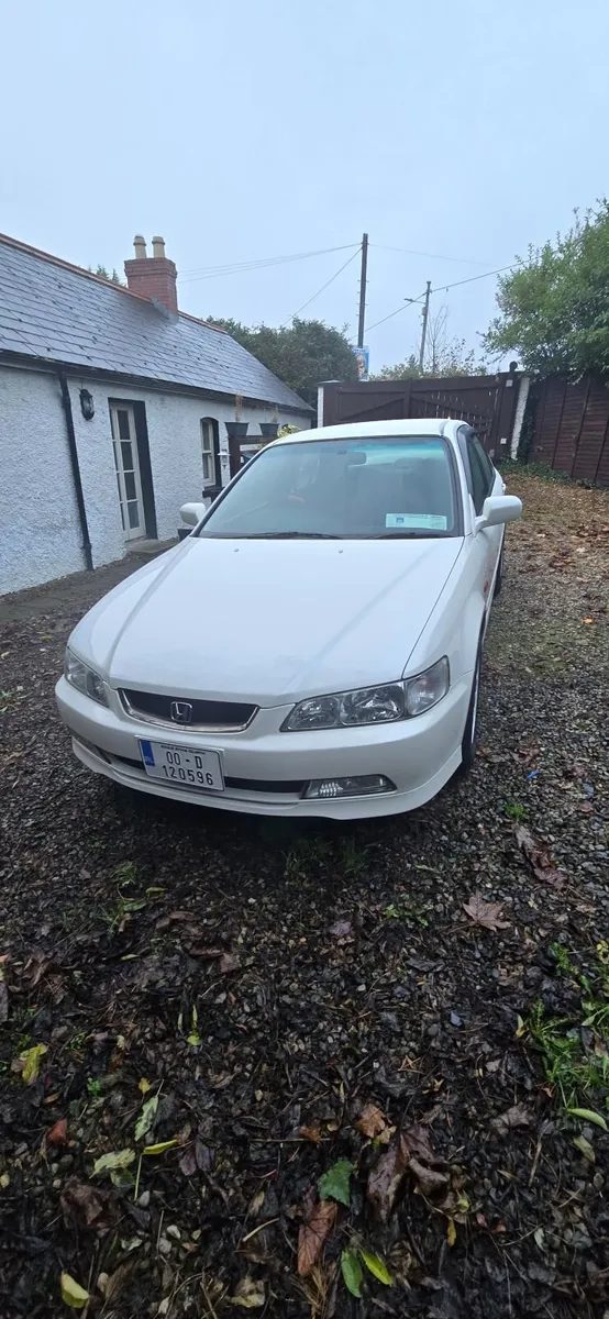 2000 Honda Accord Sir - Image 1