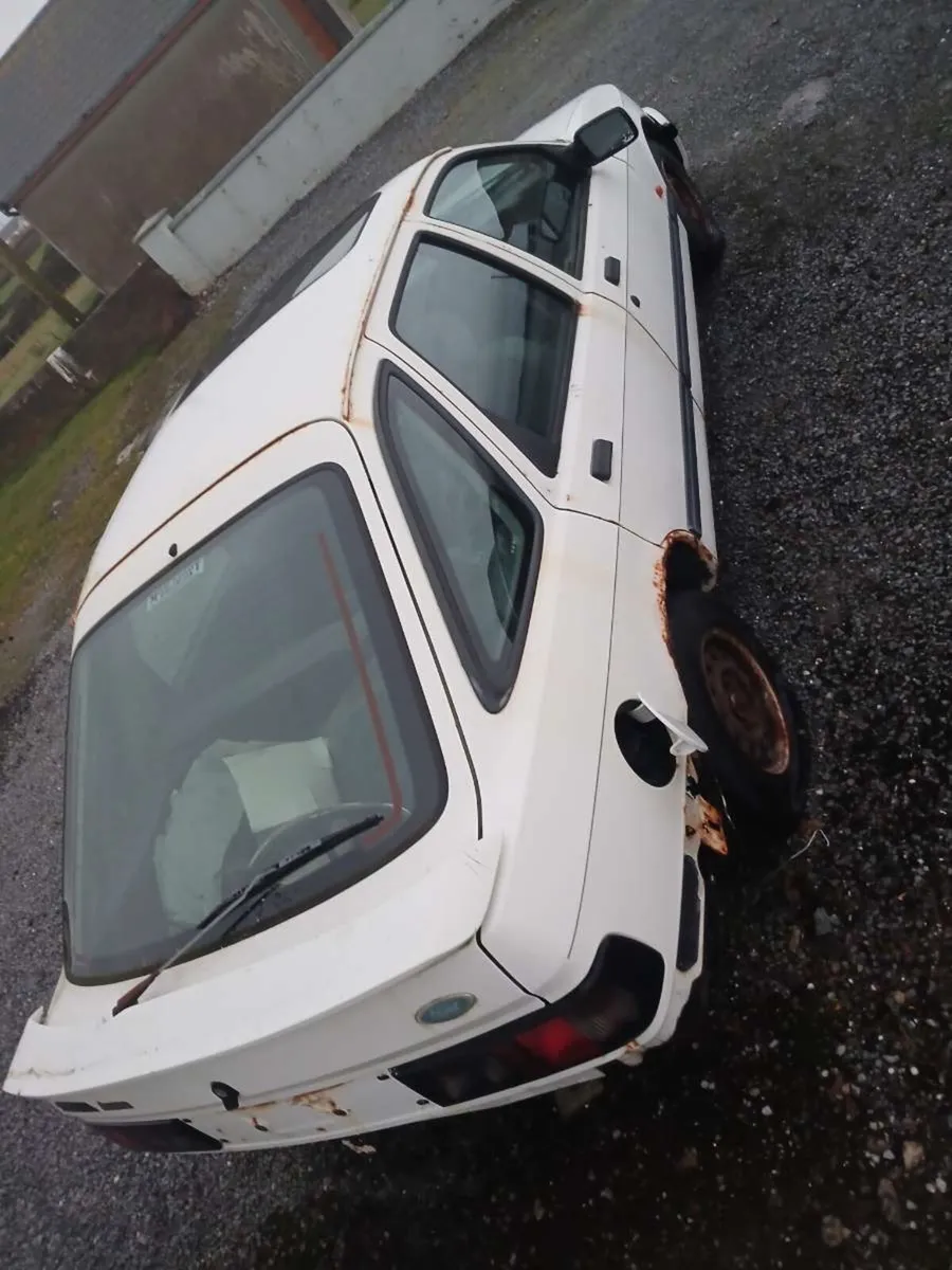 Ford sierra - Image 2