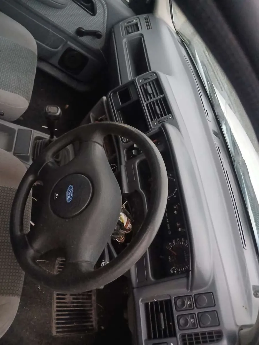 Ford sierra - Image 3
