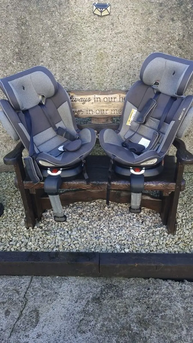 Car seat - Image 2