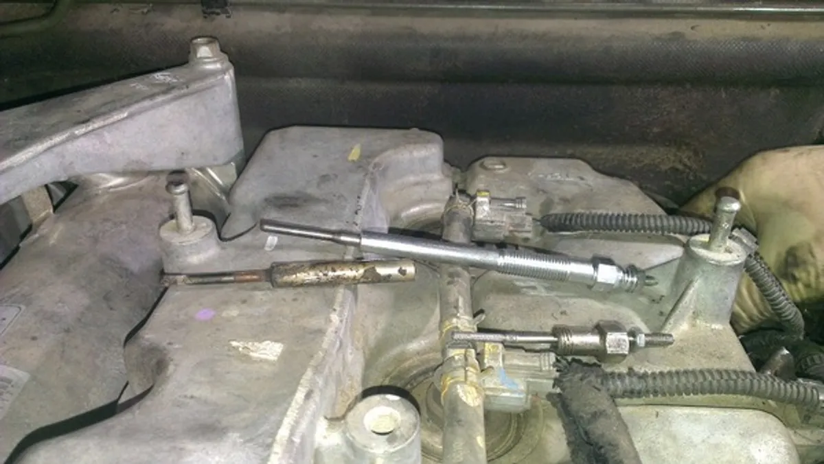 broken glow plugs removal - Image 1