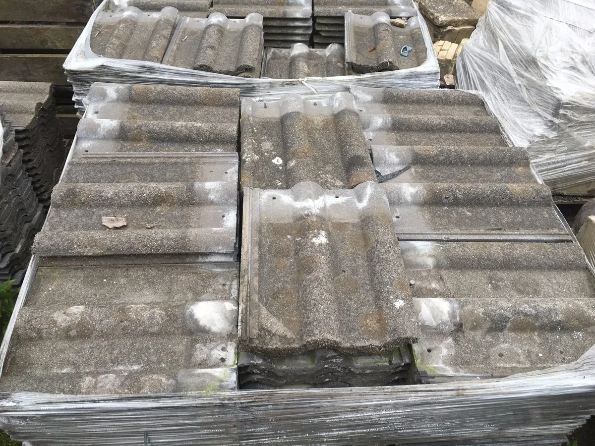 Concrete  roofing tiles Scott, Redland, BCC, Villa - Image 1